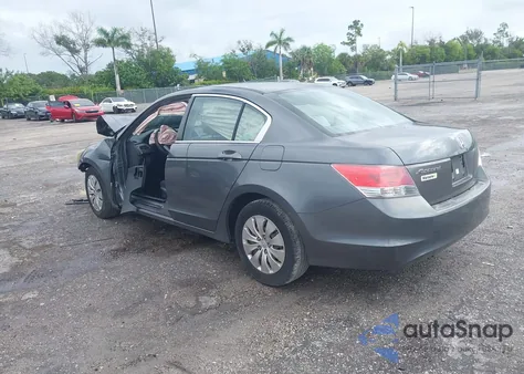 2009 Honda Accord 2.4 Lx z USA, uszkodzony, nr VIN 1HGCP263X9A166654